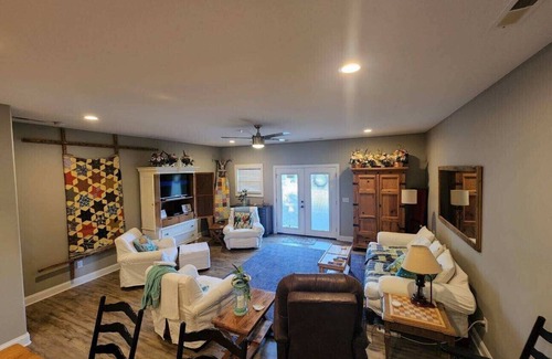 Spring City Condo | Water Enthusiasts Paradise