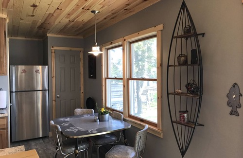 Houghton Lake Cottage | Water Front Cottage - Golden Coast of Houghton Lake, MI