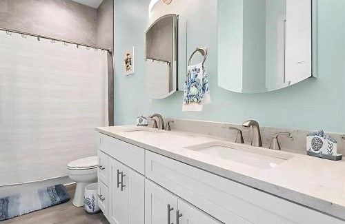 Gulf Shores House | Water Oaks Lagoon House - Newly Built! Lagoon Front Paradise, Private Dock