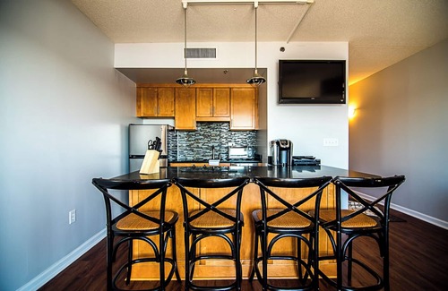 Downtown Wilmington Condo | Water Street Retreats