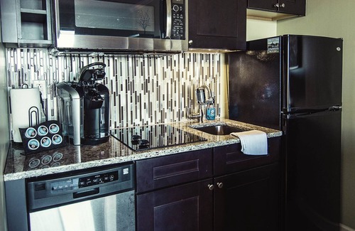 Downtown Wilmington Condo | Water Street Retreats