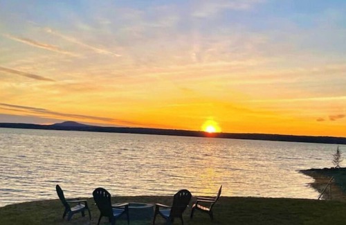 Trenton House | Water View home Minutes to all Acadia NP Sites!