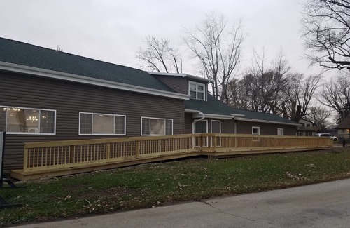Bay View House | Water View Property Ideal For Hunting/Fishing Groups Or Large Families