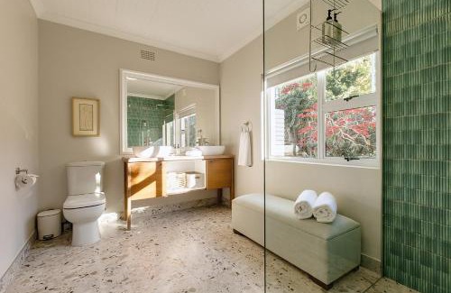 Knysna Villa | Water View Villas - Millwood Premium Apartment