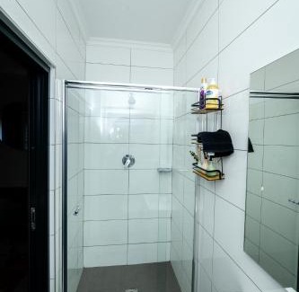 Greater Johannesburg Metropolitan Area Apartment | Waterfall luxe apartment