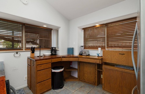 Port Isabel Cottage | Waterfront 2 Bedroom 3 Beds Cottage