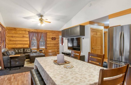 Pittsburg Apartment | Waterfront 3BR Hunting Ice Fishing ATV Access Moose