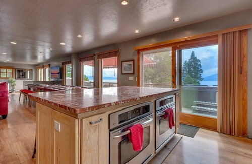 Tahoe Woods House | Waterfront Beachfront Beach Access Pets Allowed Hot Tub Lake House Outdoor Space