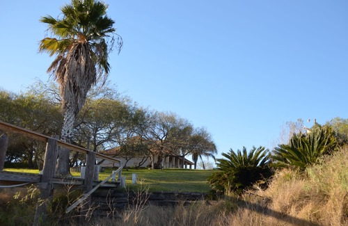 Riviera House | Waterfront Cabin on Laguna Salada (Baffin Bay) Riviera, Texas. Private, Seclude