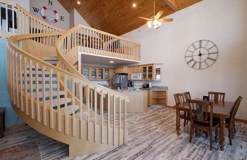 Fish Haven Cabin | Waterfront cabin w/kayaks, gas fireplace, & more