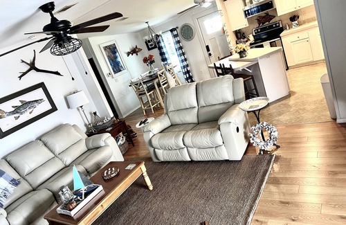 Charlotte Park House | Waterfront corner lot-Heated Pool. You will love it as much as we do ❤️