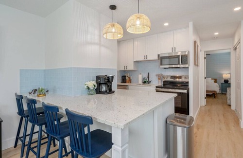 Fort Walton Beach Apartment | Waterfront Getaway w/Pool Access – Bluefish #7