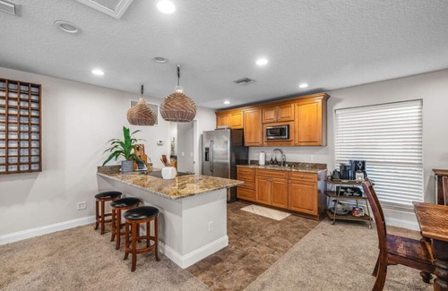 Northside Apartment | Waterfront Getaway Fall Mornings & Scenic Views