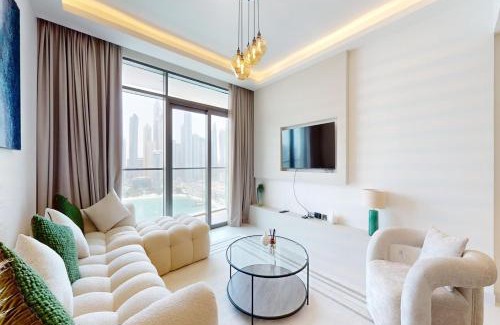 Al Barsha 1 Apartment | Waterfront ,High Floor 2BED with Private Beach Access