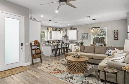 Homosassa House | Waterfront Home In Quiet Old Homosassa
