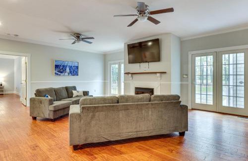 Lancaster House | Waterfront Home with Private Boat Dock in Lancaster!