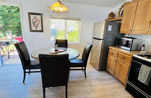 Shelton House | Waterfront Hoodsport Cabin, Hood Canal Beach Oasis