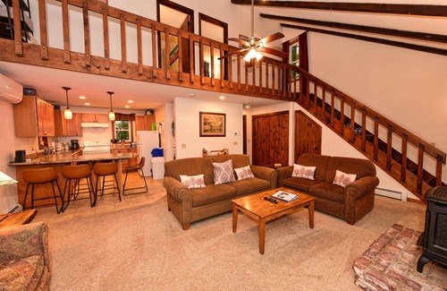 Eidelweiss Village House | Waterfront House w/Lakeside Deck, Kayaks and Canoe, Minutes to N. Conway