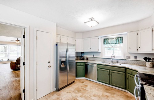 Carmel House | Waterfront house with heart-shaped pond, Vitamix, deck, W/D, & central AC