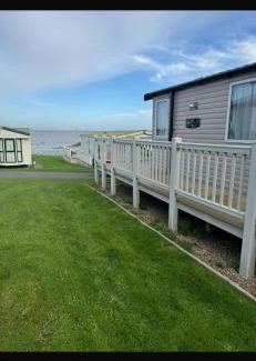 Isle of Grain Resort | Waterfront Kent coast