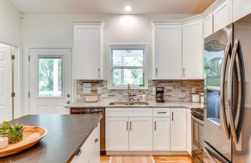 Hickory House | Waterfront Lake Hickory Retreat with Private Dock!