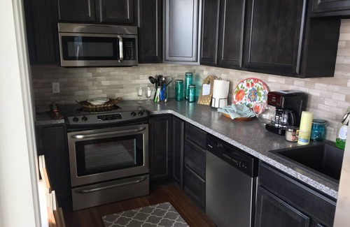 Piney House | Waterfront Lake house 2 balcony’s. Amazing sunsets! Boat dock, fire pit!