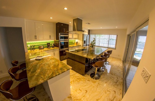 East Central Boulevard House | Waterfront , Paradise Luxury Intracoastal Home with Private Pool, East Lantana.