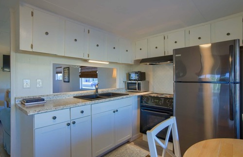 Surf City House | Waterfront - Private Dock and Boat Lift on Canal - Pets Allowed