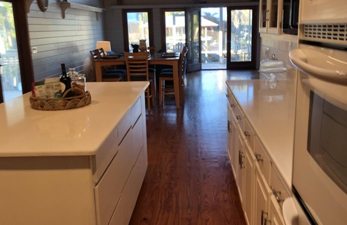 Homosassa House | Waterfront retreat with boat dock & private ramp right off the river