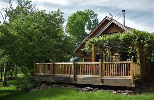 Windham Cabin | Waterfront Secluded Log-house w/Sauna, Games, More, Mins To Town & Activities