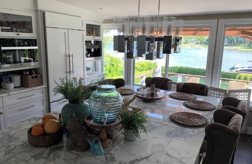 Sag Harbor House | Waterfront tranquility near Sag Harbor Village