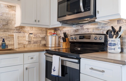 Steuben House | WATERFRONT VIEWS!