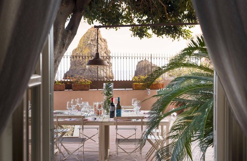 Aci Trezza Villa | Waterfront villa with outdoor hot tub