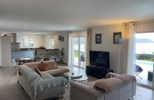 Calcatoggio Villa | Waterfront villa with pool