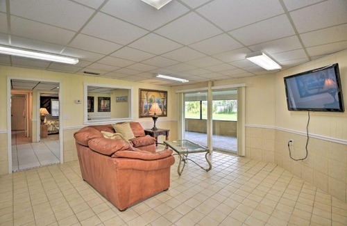 Welaka House | Waterfront Welaka Escape with Private Docks!