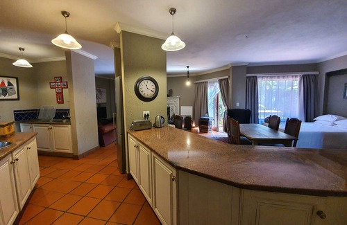 Pretoria Apartment | Waterhouse Guest Lodges 295 Indus Street