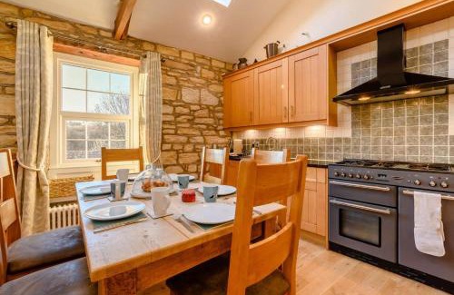 Warkworth House | Waters Edge - Warkworth