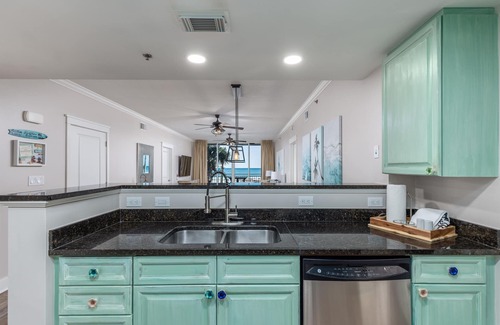 Fort Walton Beach Condo | Waterscape A202-Emerald Vista Condo-2 bd+bunks Ocean Views!