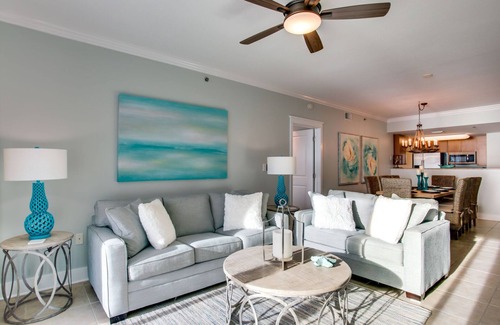 Fort Walton Beach - Destin Condo | Waterscape A606 ~ Gulf & Pool Views ~ Beach Service ~ Top Floor 2BR