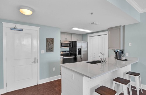 Fort Walton Beach Condo | Waterscape B612 ~ Top Floor ~ Beach & Lazy River Views ~ Free Beach Service!