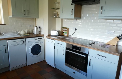 Mawgan Cottage | Waterside 16c Cottage No Neighbours, View, Boat, Foreshore, Garden. Very Private