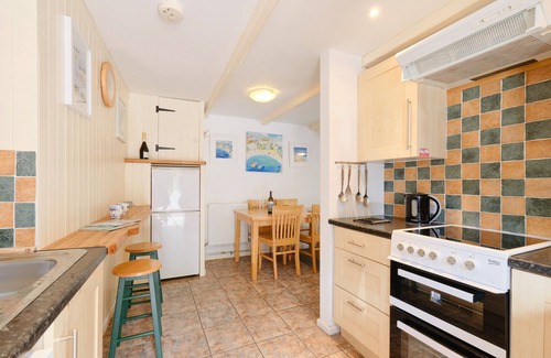 Chysauster Cottage | Waterside Cottage, rural St Ives, 7 minutes to the nearest beach