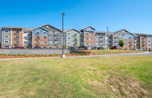 Charlotte Hotel | WaterWalk Extended Stay by Wyndham Charlotte - Arrowood