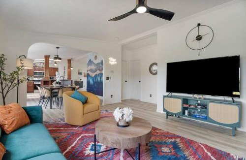 Burdett House | Watkins Glen Hot Tube Retreat- Finger Lakes Region