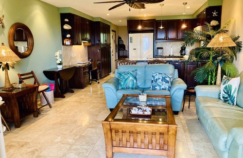 Ualapue Condo | Wavecrest 2 bdr beautiful ocean view ground level unit with Washer-Dryer.