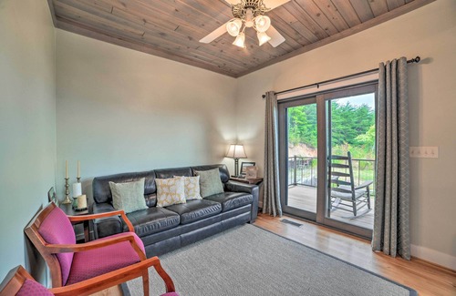 Waverly House | Waverly Home w/ Hot Tub ~ 1 Mi to Lake Access!