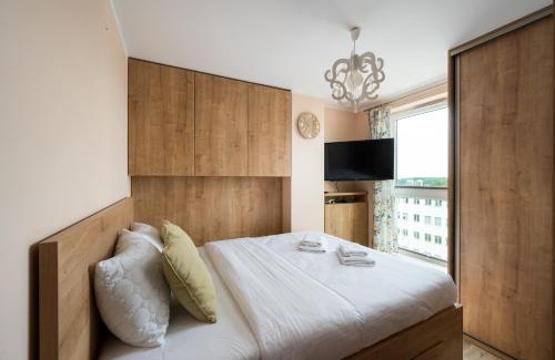Powazki Apartment | Wawrzyszewska 2-Bedroom Apartment by BookingHost