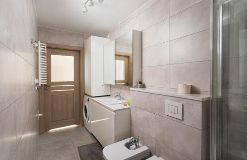 Powazki Apartment | Wawrzyszewska 2-Bedroom Apartment by BookingHost