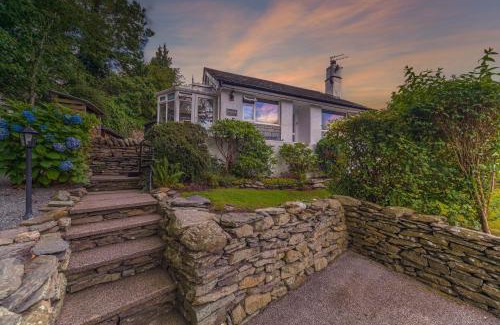Staveley House | Wayside Bungalow
