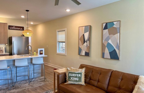 Germantown Apartment | We Love Fall in KY! Bourbon & Churchill Downs=FUN!
